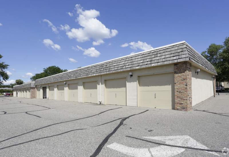 Photos The Colony Apartments and Townhomes Richfield, MN